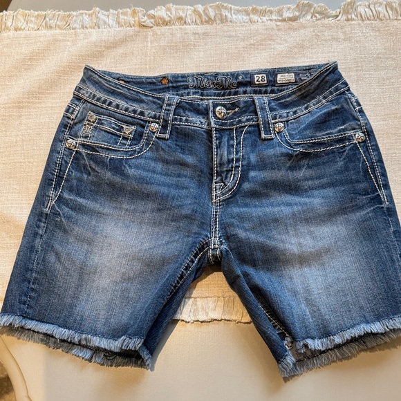 Miss Me Blue Denim Shorts with Wing Embellishments 28 - Picture 3 of 5